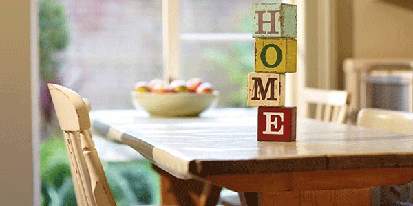 hero-home-letter-blocks-table_600x300.gif
