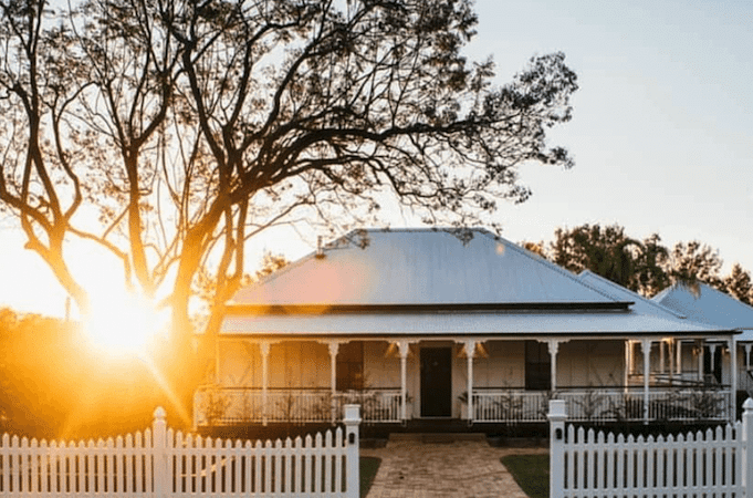 making an offer on a house below asking price - Blackk Finance